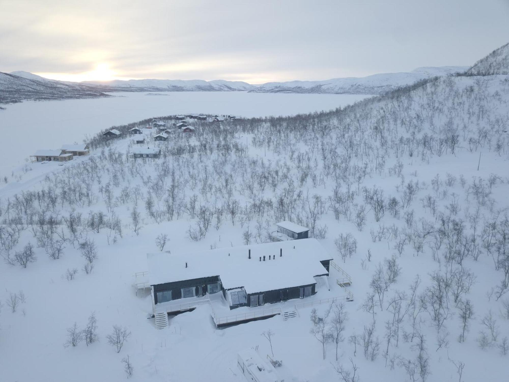 Aurora View Lapland, Sky View Bedroom & Jacuzzi * Kilpisjärvi